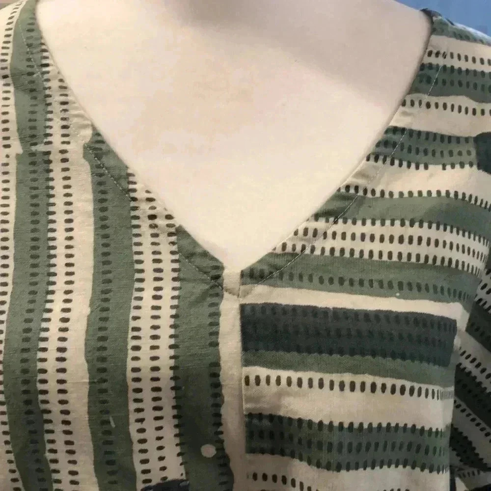 Marketplace cotton/linen top. - Picture 3 of 7
